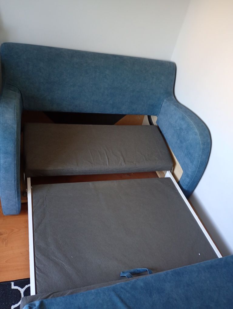 Sofa dwuosobowa rozkładana