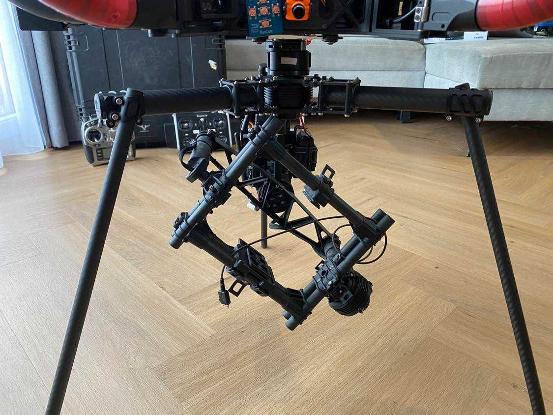 Dron Freefly System Alta 6 + Movi M5 + Connex HD