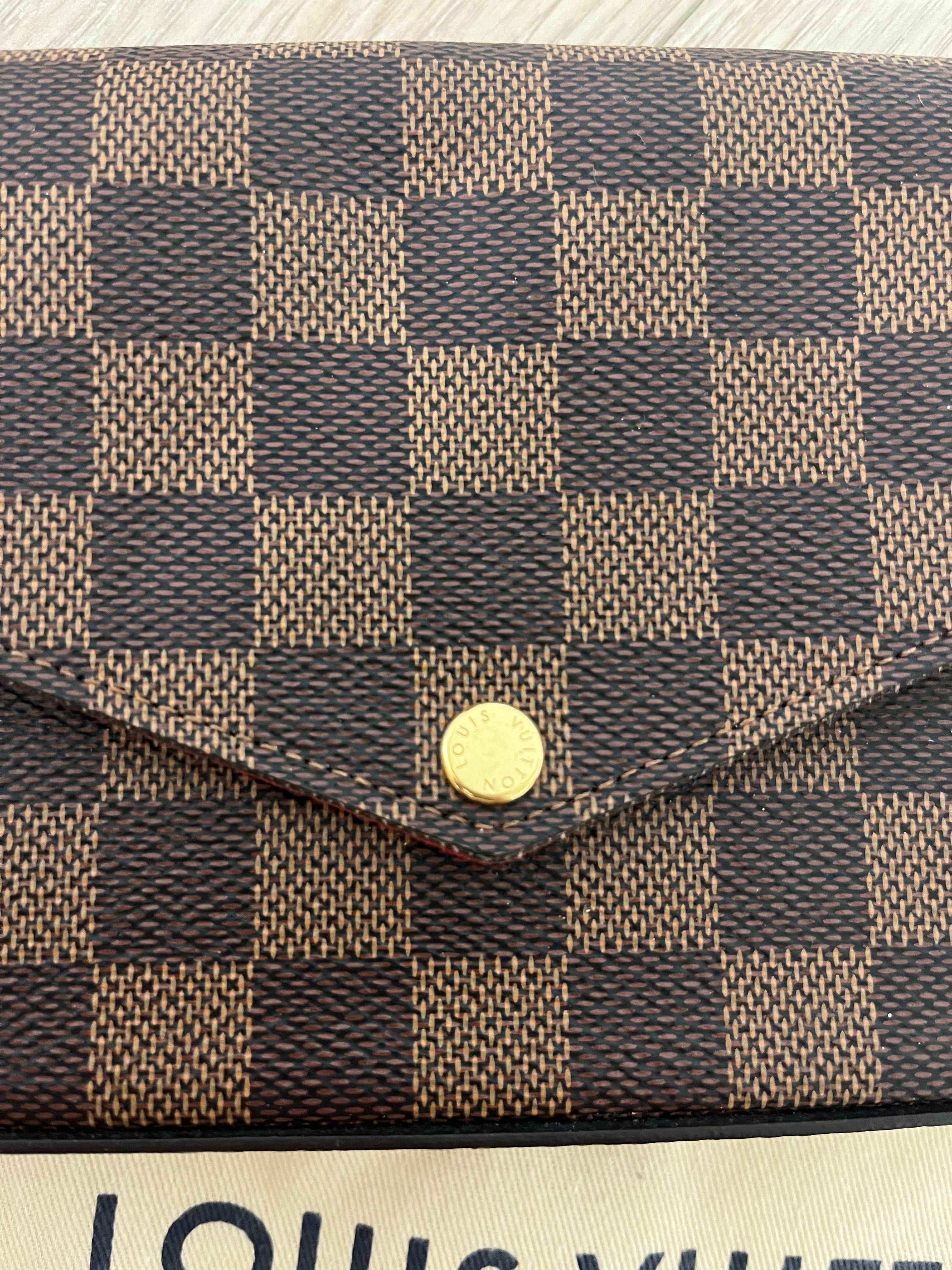 LOUIS VUITTON
felicie pochette