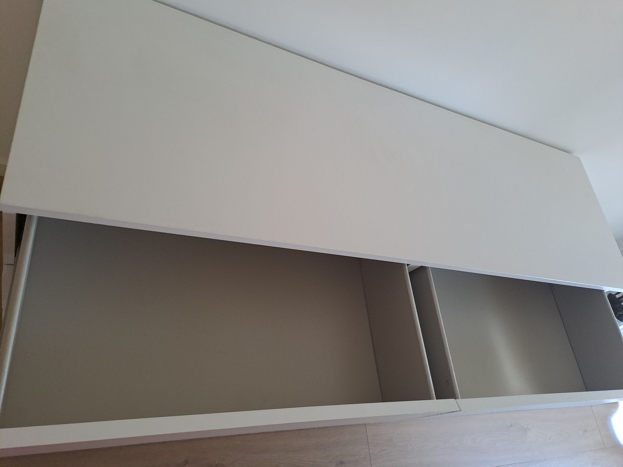 Cómoda Malm Ikea