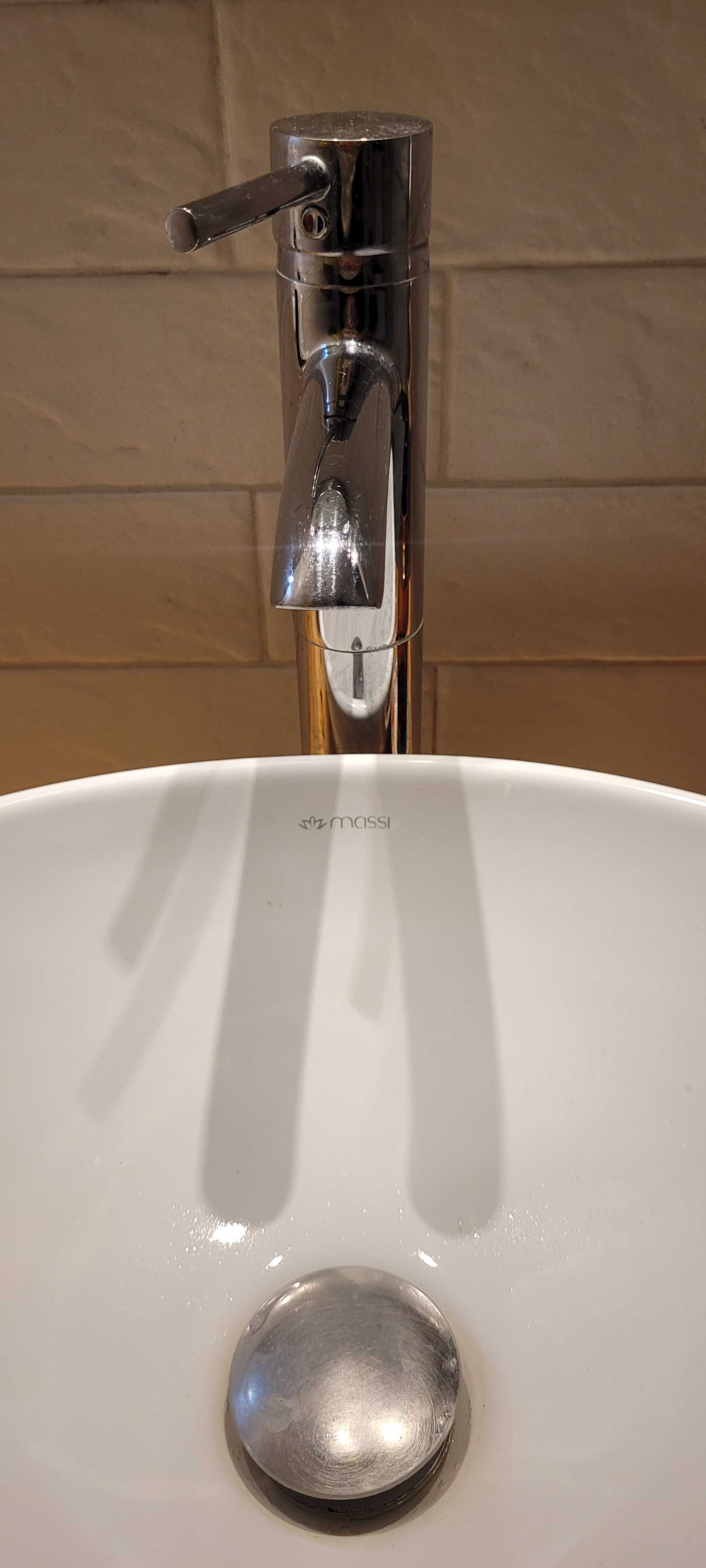 umywalka Massi nablatowa  i bateria Kludi stojąca