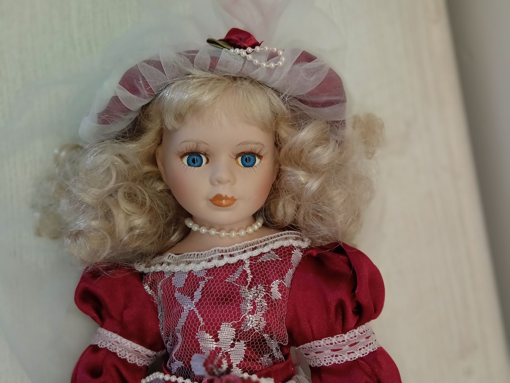 Фарфоровые куклы, коллекционные