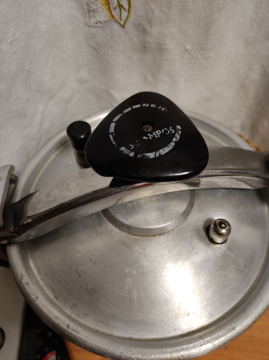Panela e tacho de pressão