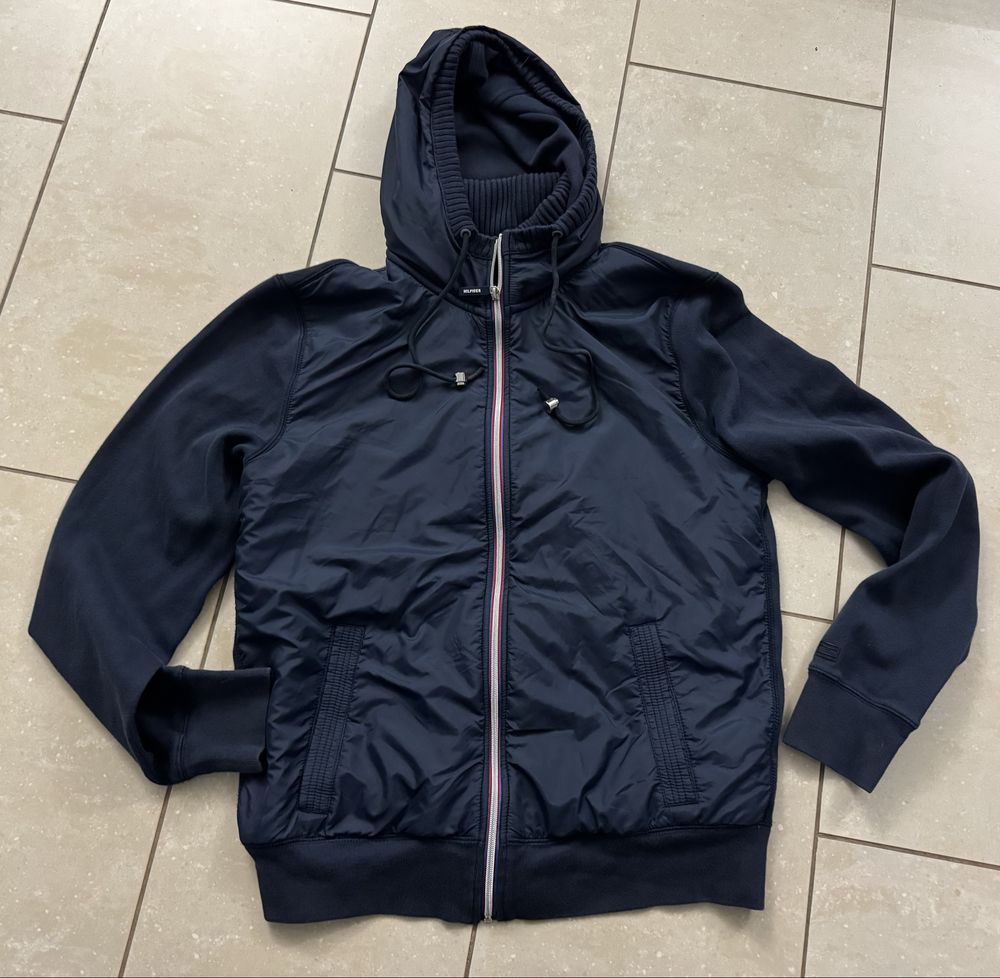TH Tommy Hilfiger ,bluza jak kurtka wiosna, kangurka L/XL Logowana