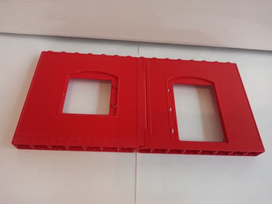 Lego Duplo czerwone ścianki