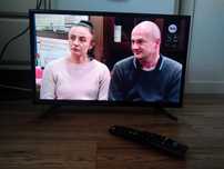 Telewizor Kruger Matz 22 cale DVB-T2 HEVC bez USB zANTENA ZK wysyłka