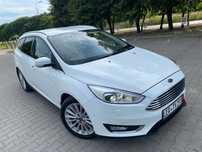 Ford Focus 1.6 TDCi Titanium Navi Xenon LED Hak Keyless Asystent FULL