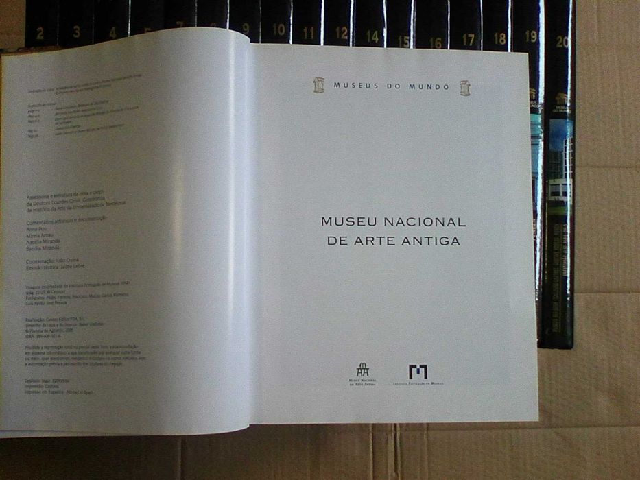 Museus do Mundo - 19 volumes (falta um)