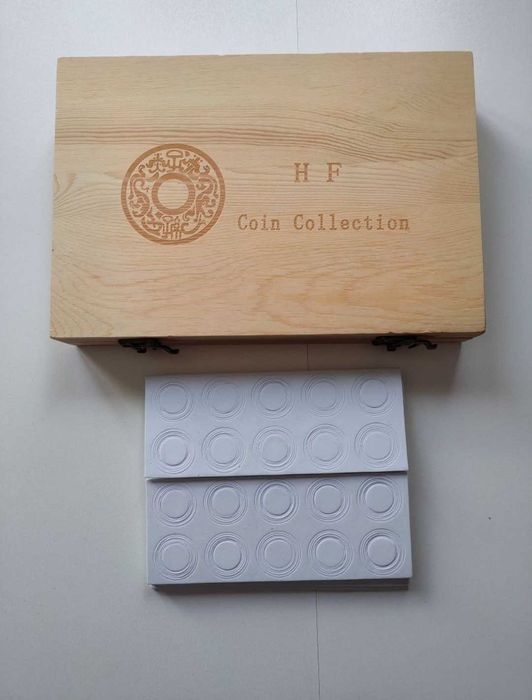 Pudełko na 100 monet