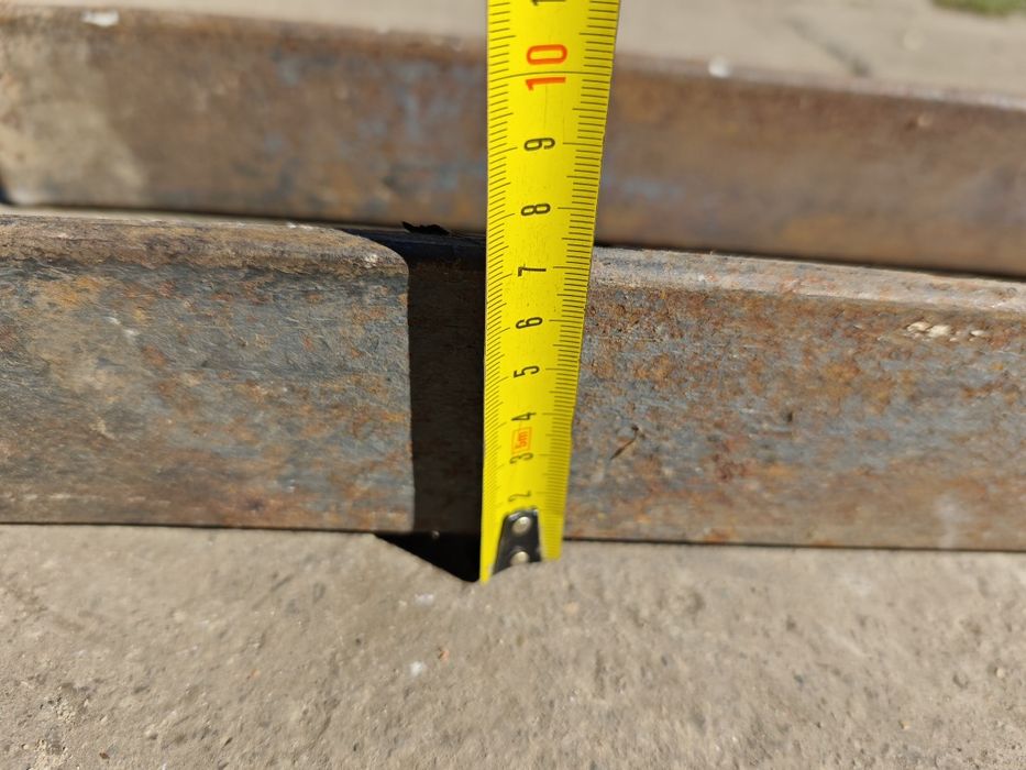 Кутники 100*70*10 мм