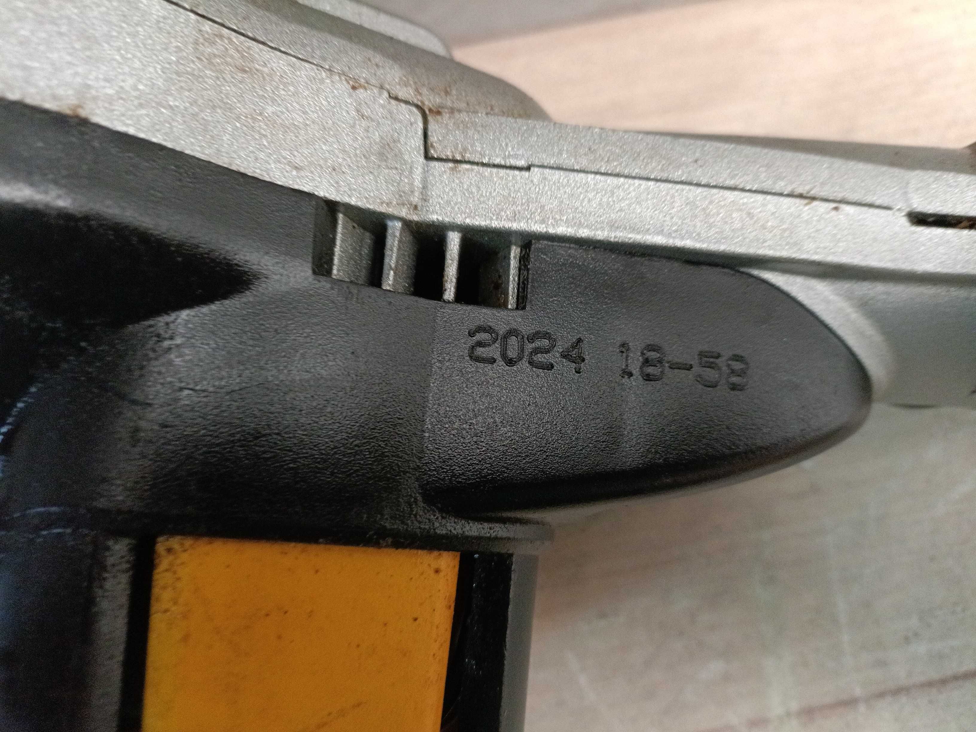 DeWALT DCMPS567 висоторіз акумуляторний безщітковий + АКБ + ЗП