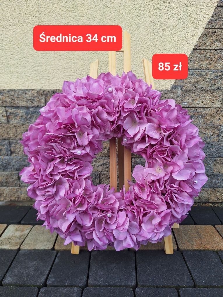 Wianek ozdoba na drzwi sztuczne kwiaty róż krem