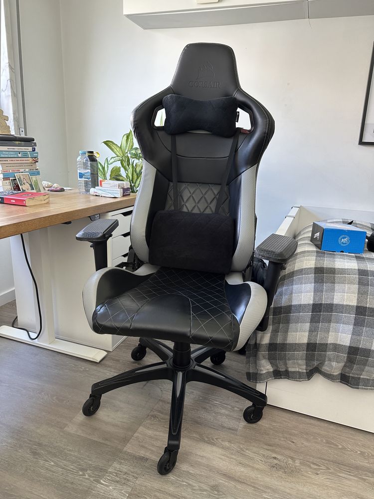 Cadeira Gaming Corsair