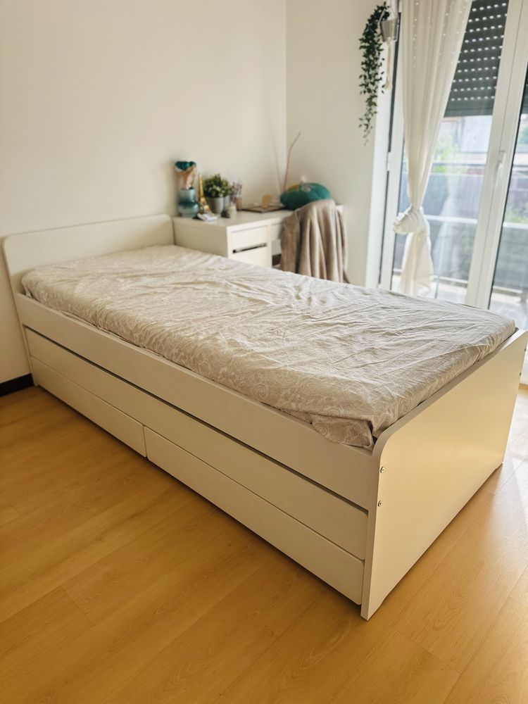 Cama SLAKT em otimo estado