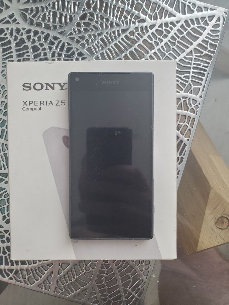 Sony z5 compact,на відновлення, запчастини