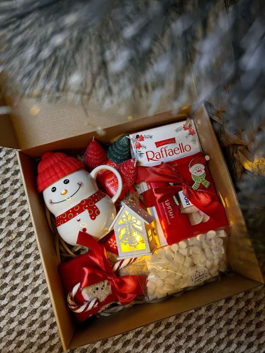 Подарунковий бокс на будь яке свято