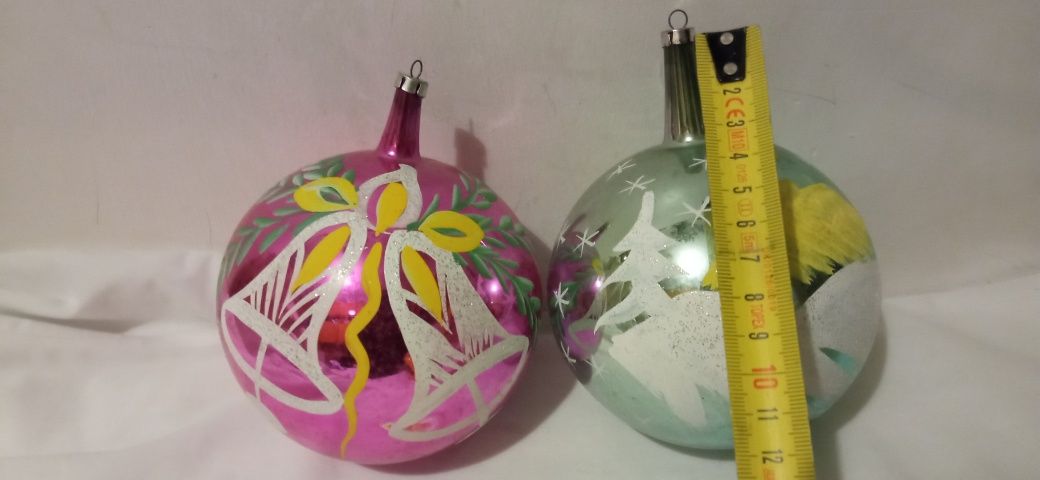 Szklane ręcznie malowane bombki 12 cm PRL