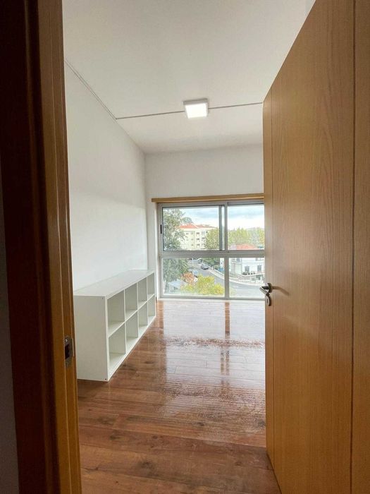 Sala para escritórios Odivelas aluga-se