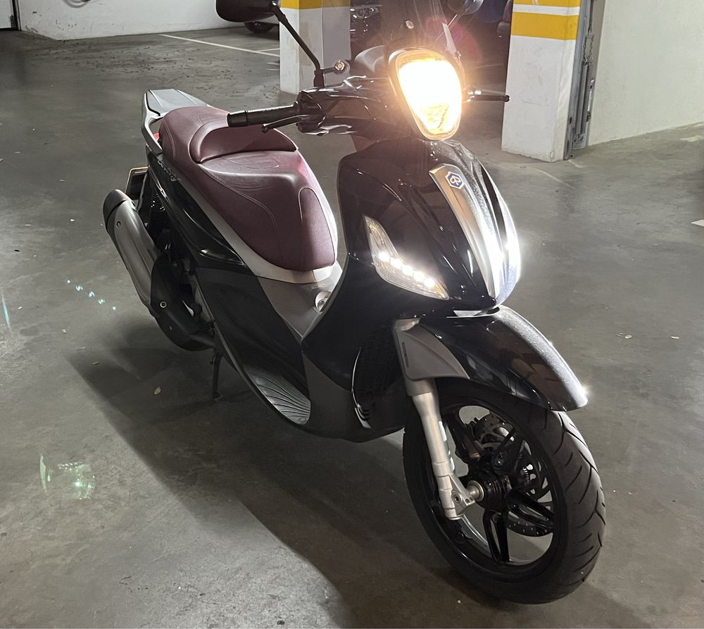 Piaggio Beverly 350