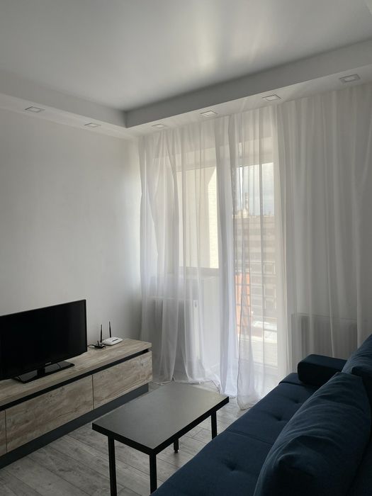 подобово 1к. квартира центр 4 спальних місця центр, апартаменти оренда