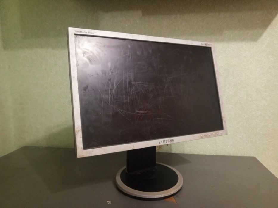 Монітор Samsung Syncmaster 940BW plus