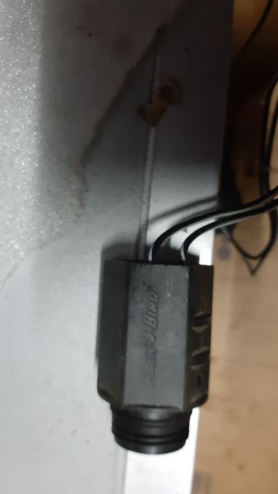 Válvula para controlo do fluxo de água