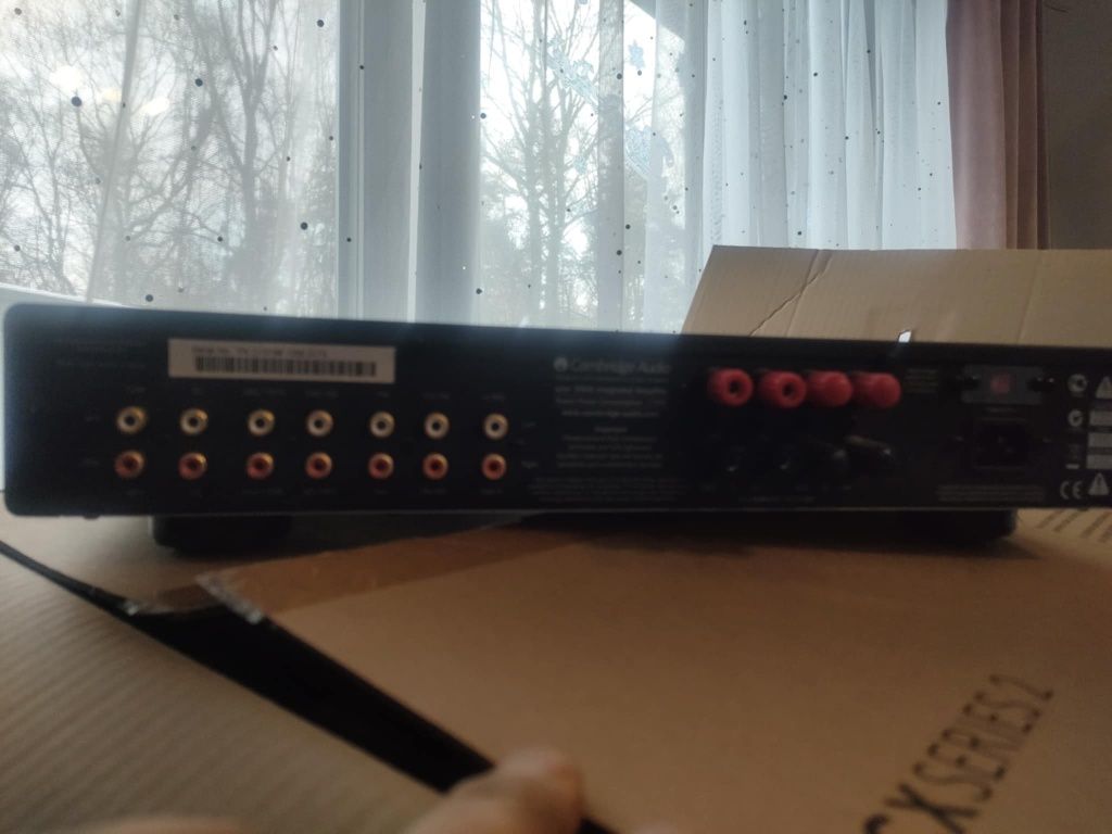 Tuner radiowy ONKYOw zestawie (wzmacniacz+głośniki)