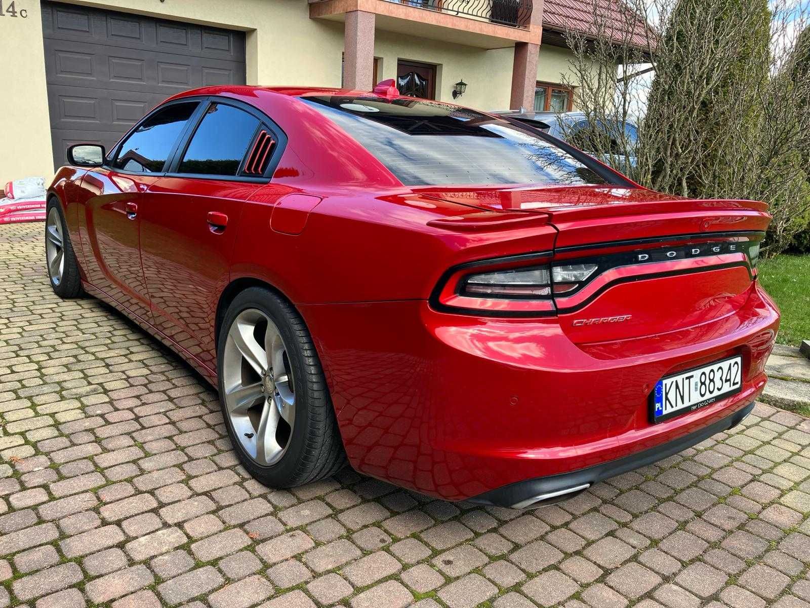 Dodge Charger 3.6 2015 / niespotykane wyposażenie / jedyny taki OKAZJA