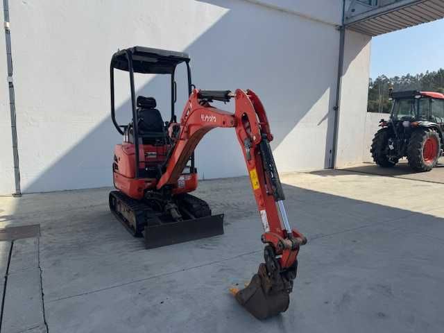 Giratória Kubota U17-3 Nº34493