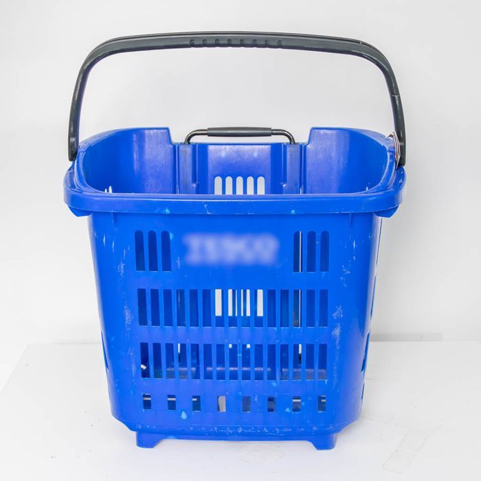 Koszyk sklepowy zakupowy na kółkach z wysuwaną rączką niebieski