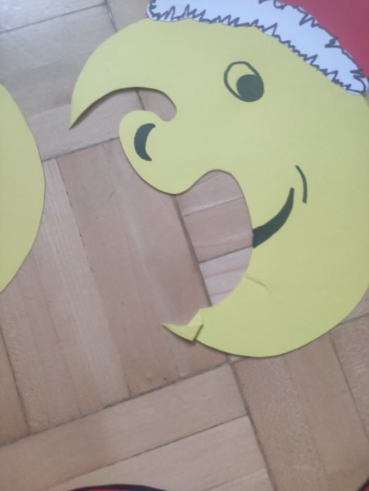 Mikołajkowa dekoracja do przedszkola do zawieszenie przy suficie