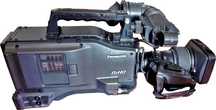 Câmara Panasonic e tripé Sachtler profissionais