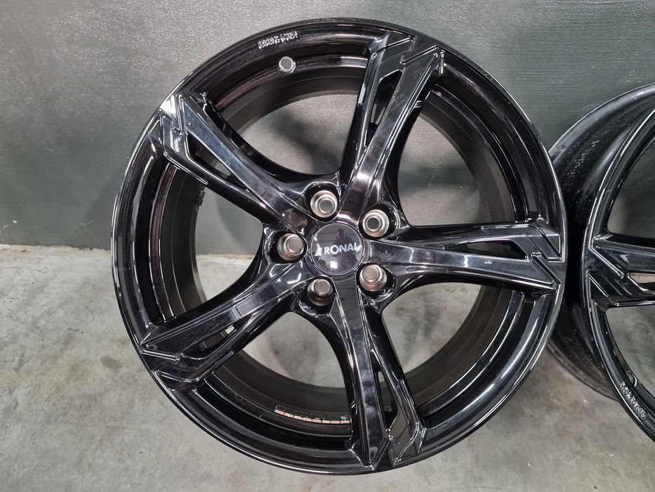 5x112 8Jx19 et35 Alufelgi Felgi Audi A5 A6 Q3 Q5 BMW Volkswagen nr.122