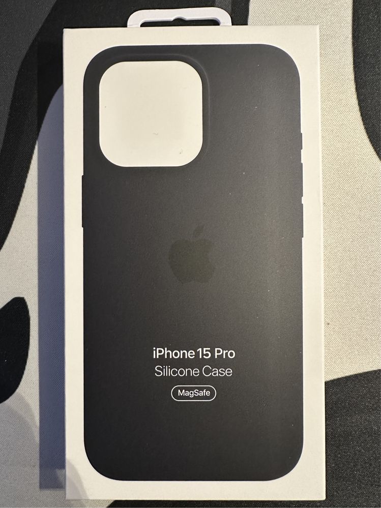 Etui Apple Case MagSafe na iPhone 15 Pro Silikonowe