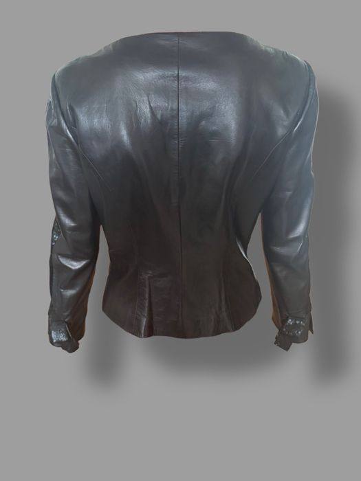 Шкіряна куртка Valentino (оригінал), розмір s, нова