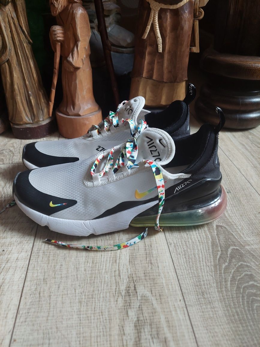 Buty Nike Air 270 React