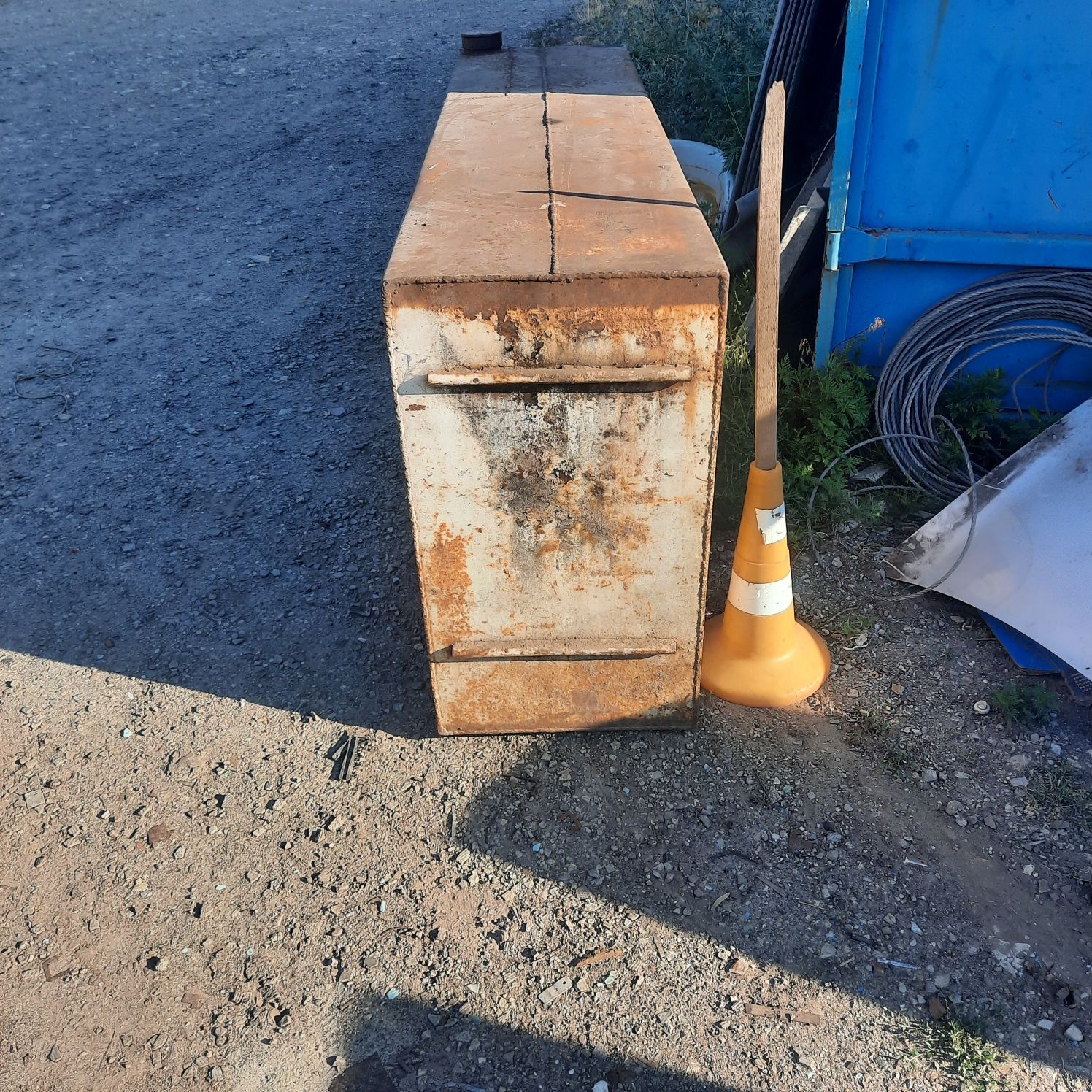 Ёмкость,бак на 1000л