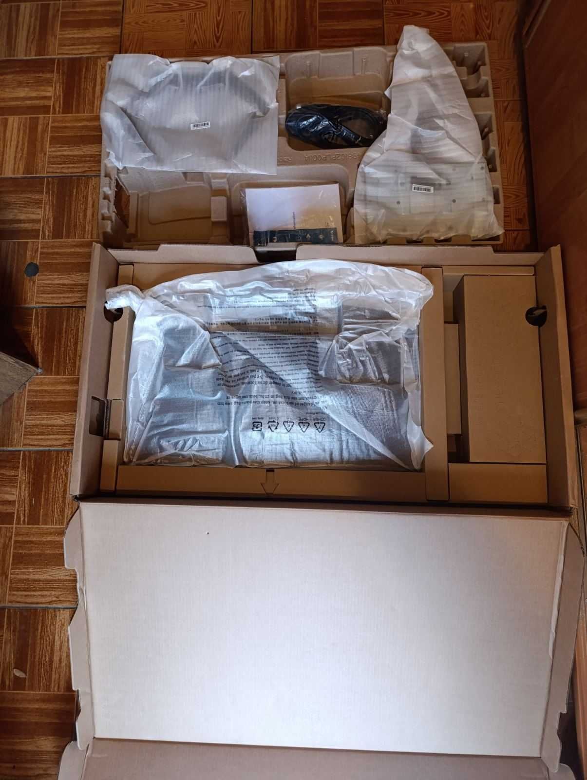 Monitor PHILIPS,  Ekran 27 cali, dla gracza 240Hz (uszkodzony)