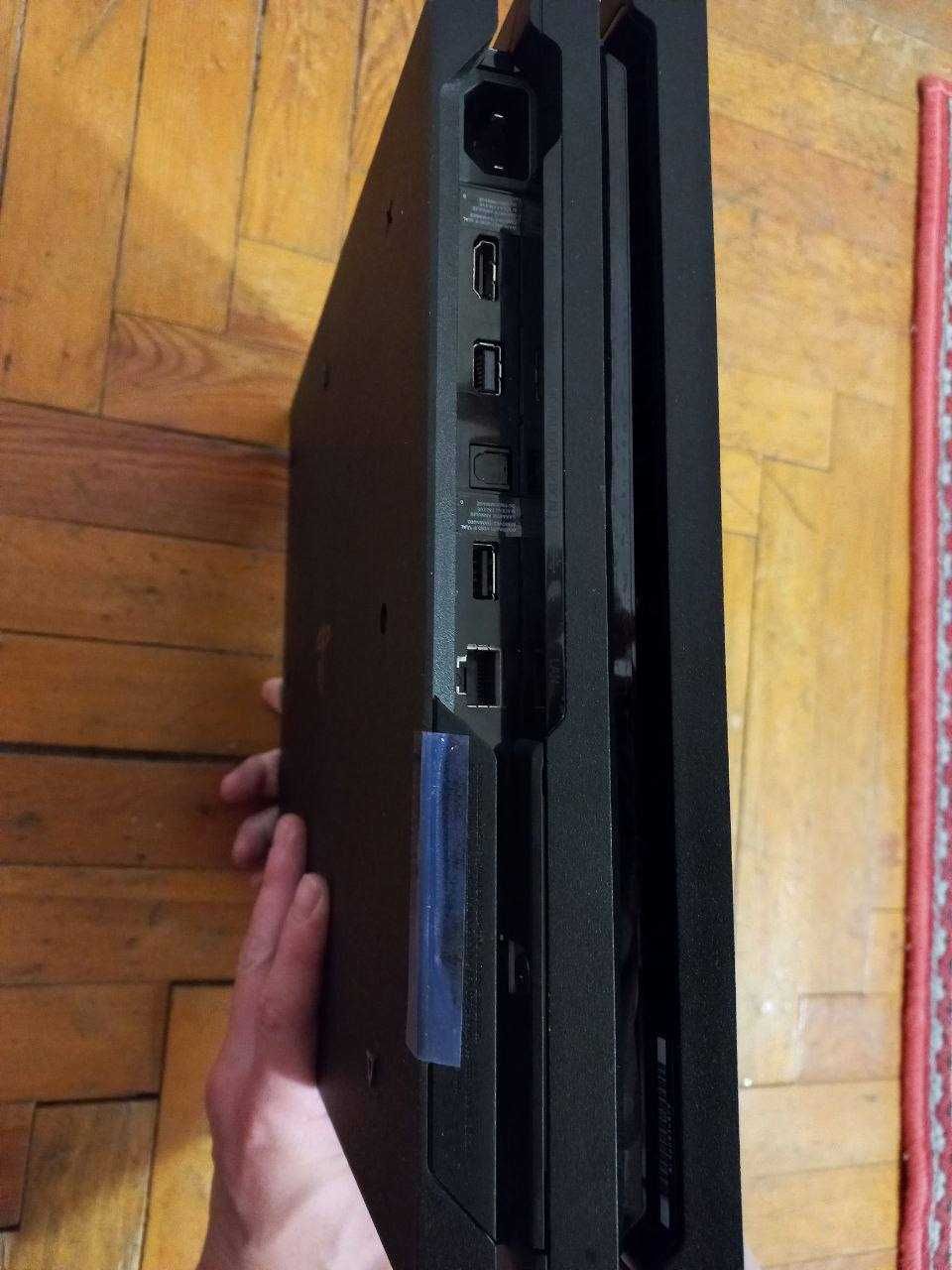 Консоль Sony PlayStation 4. Приставка.