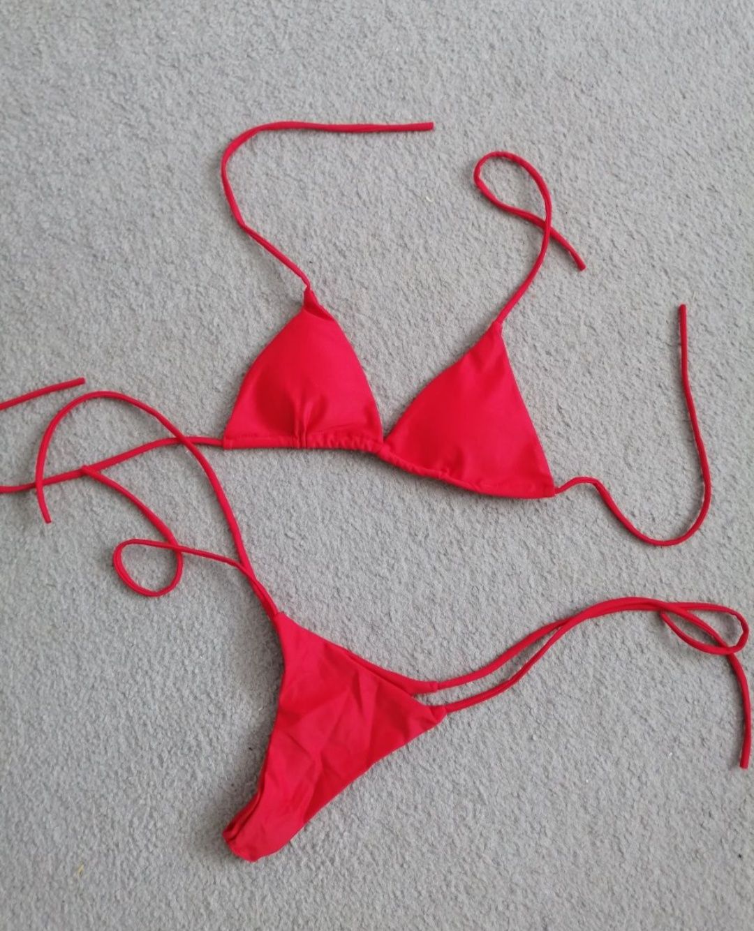 Czerwony kostium kąpielowy bikini stringi nowy wiązany sml xl