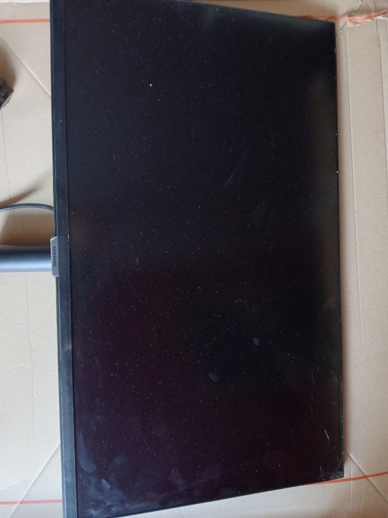Monitor uszkodzona matryca