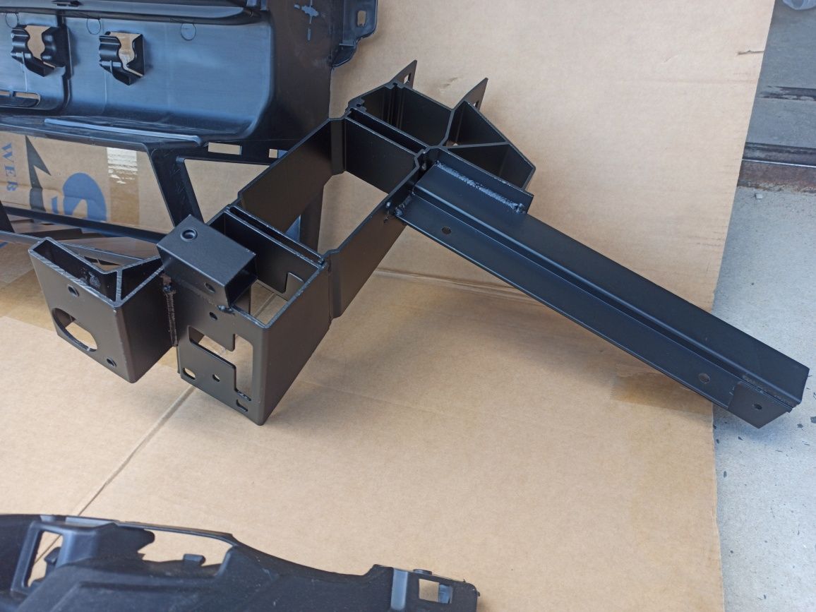 Передня панель телевізор BMW X3 F25 2014-17  51747210476