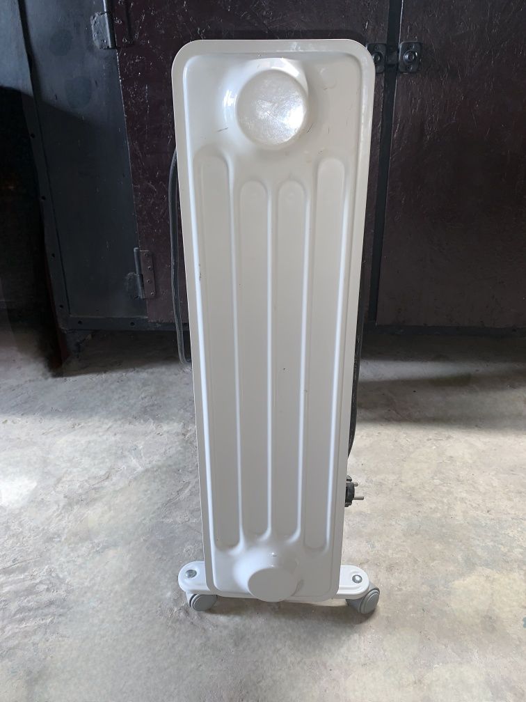 Масляный обогреватель Rainford 2750W