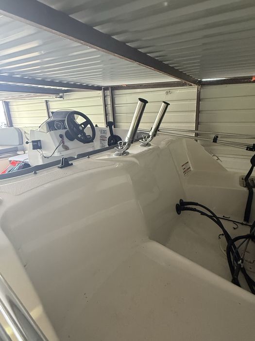 Nowa łódz wedkarska rekreacyjna silnik elektryczny  echosonda