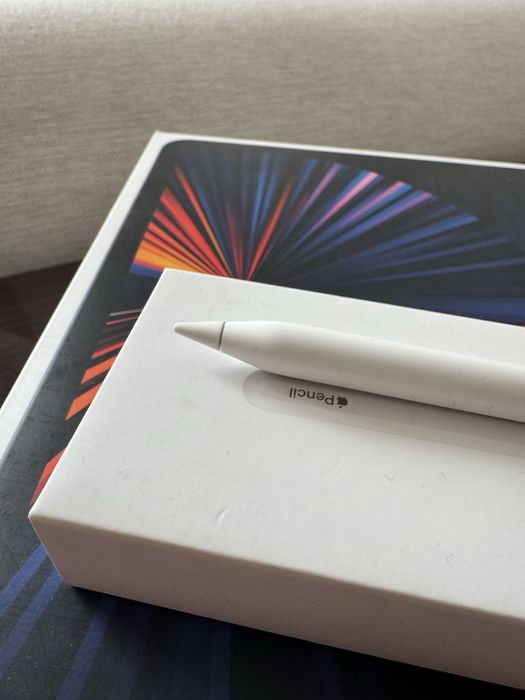 iPad Pro 5 gen (M1) 12,9 cali 128 GB Wi-Fi - stan igła, Apple Pencil