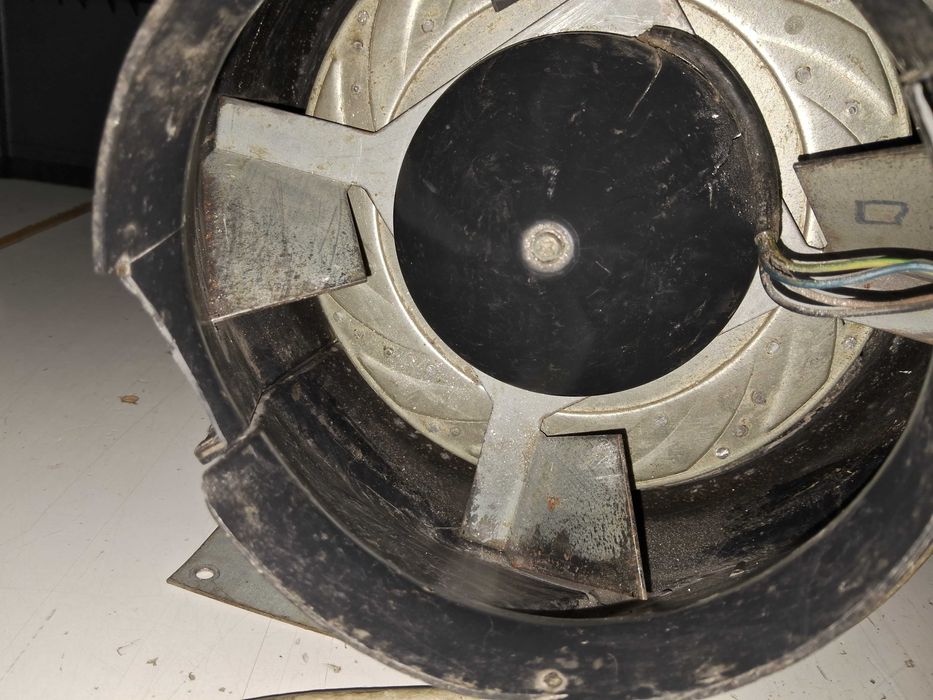 Канальний вентилятор б/в