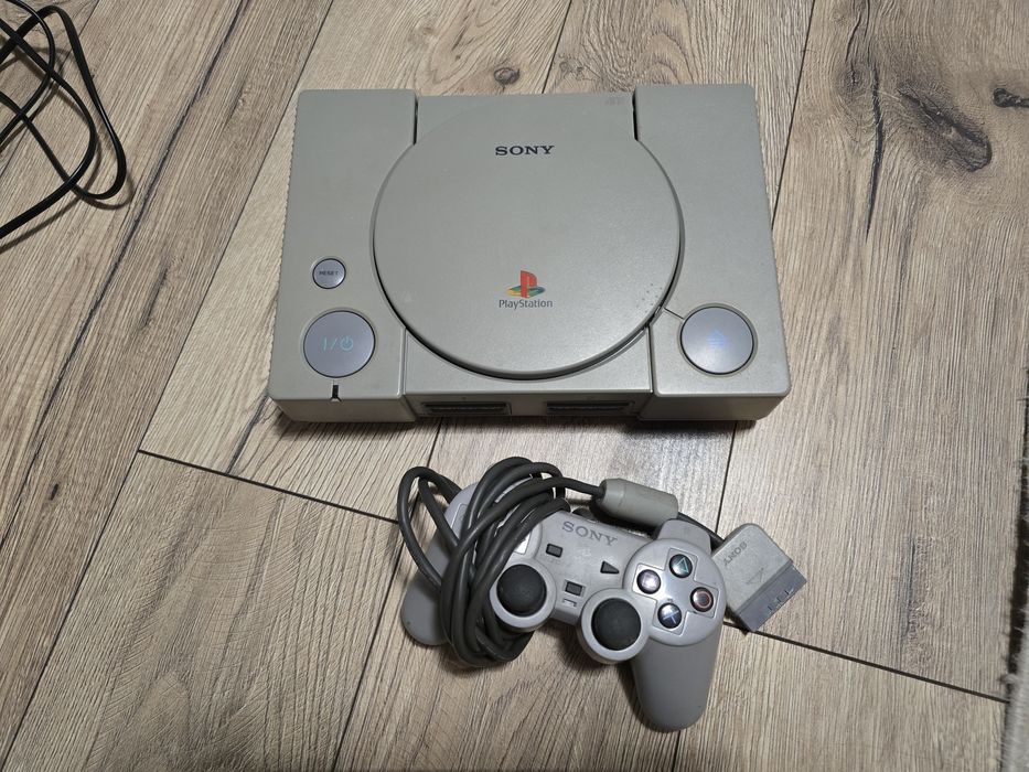 Playstation 1 + Dualshock