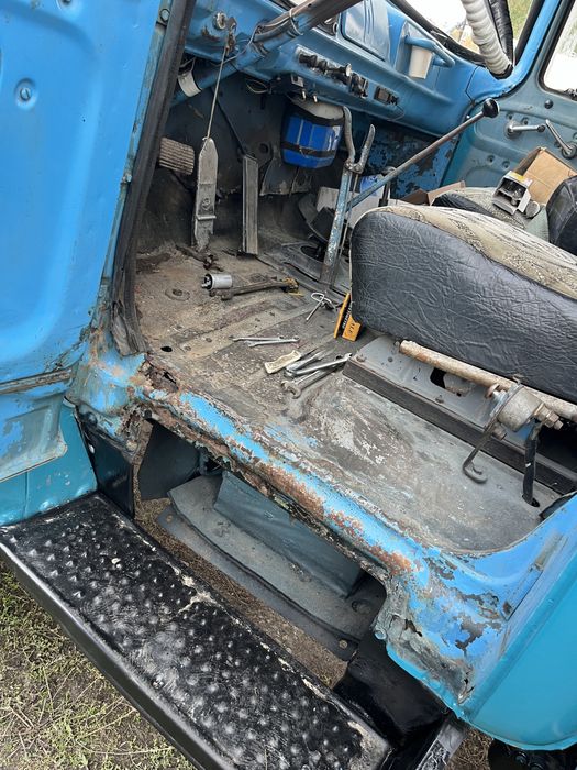 Зил самоскид коротиш