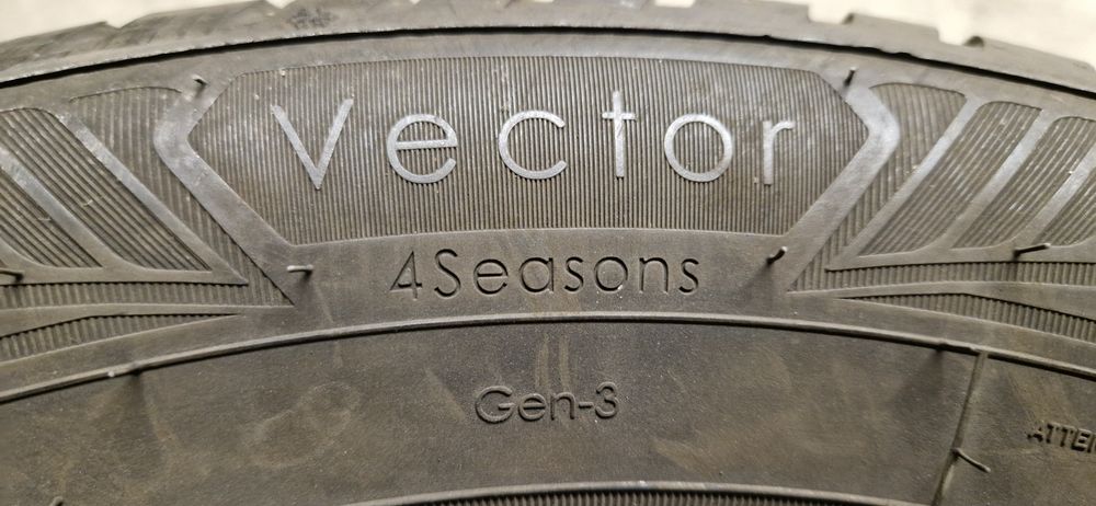 Opony wielosezonowe GOODYEAR VECTOR 4SEASONS 205/55/16 Okazja!