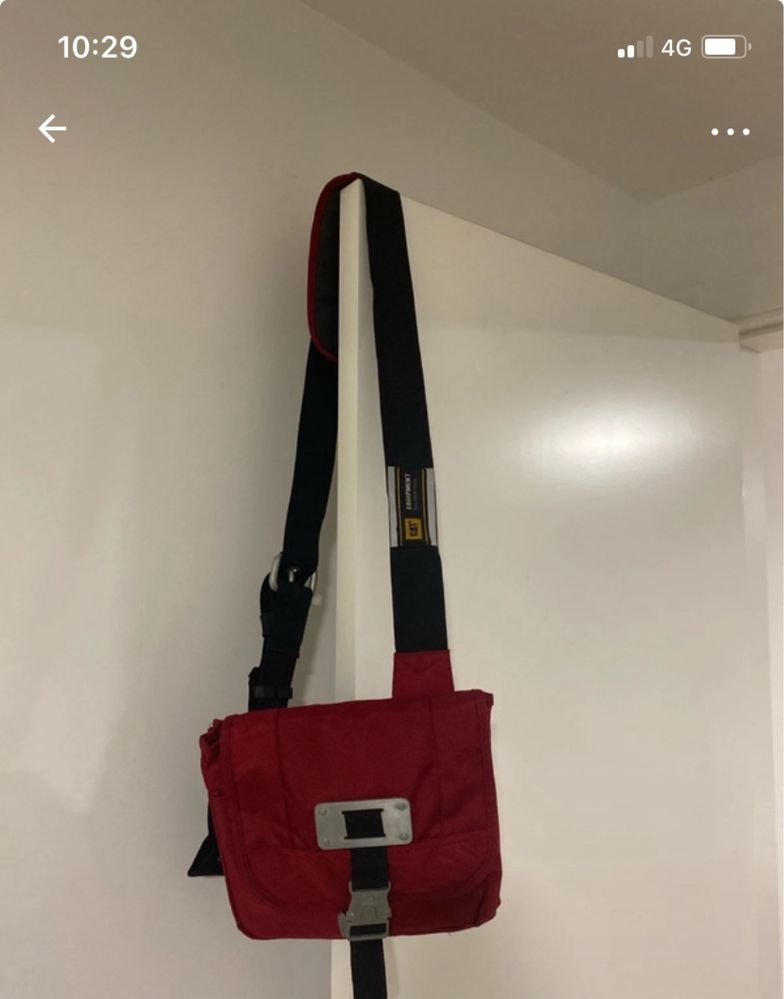 Bolsa CAT em otimo estado. Usada poucas vezes.